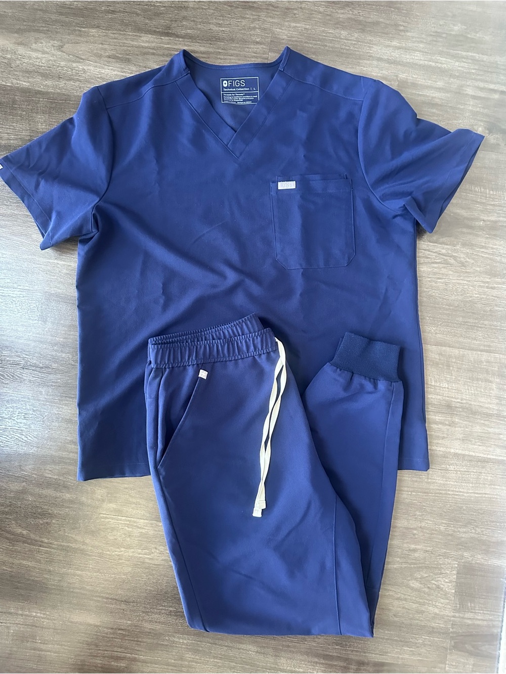 FIGS Navy Blue Scrub Set